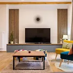 House Vuk Kupjak