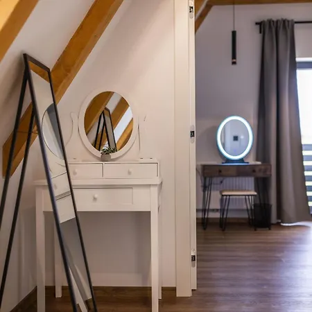 بيت للعطل House Vuk Kupjak