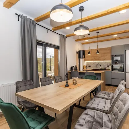 House Vuk بيت للعطل *