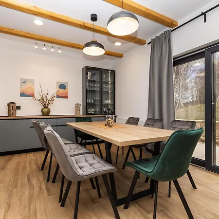 بيت للعطل House Vuk Kupjak