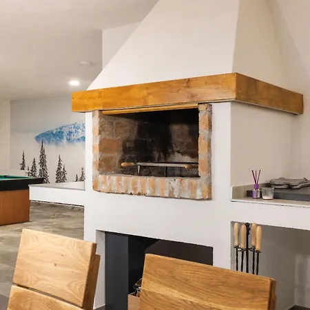 بيت للعطل House Vuk *