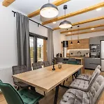 House Vuk Dom wakacyjny *