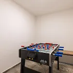 House Vuk