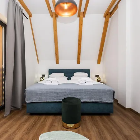 House Vuk * Kupjak